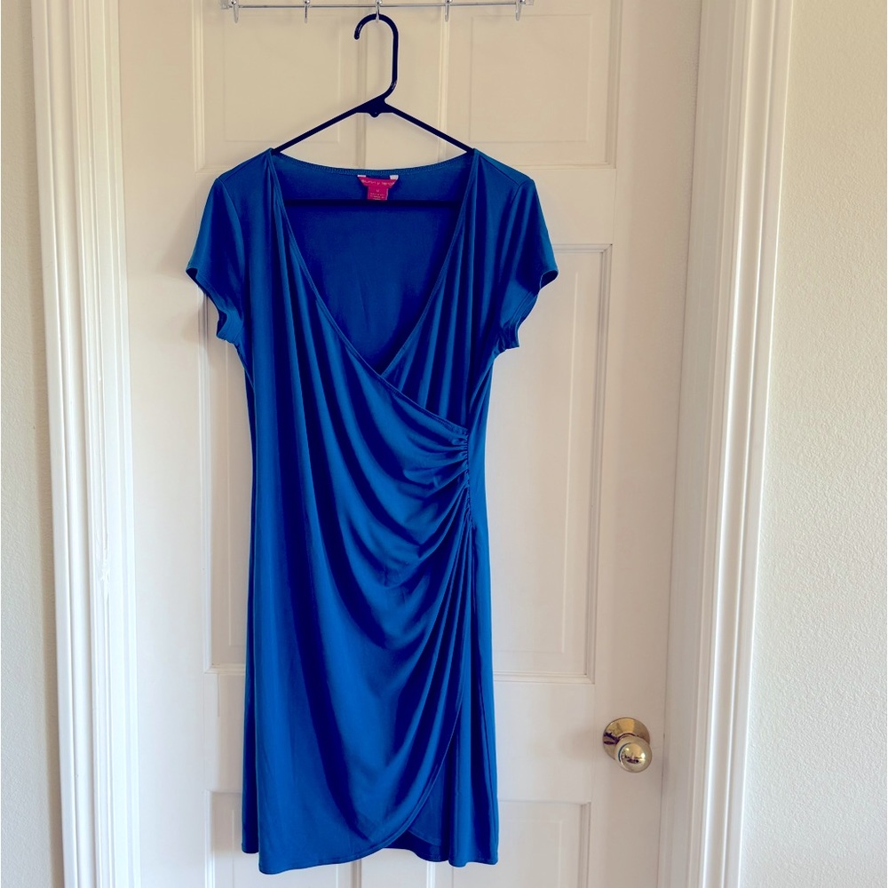 Royal blue dress, size M. Stretchy, v neck. Wrap dress style.